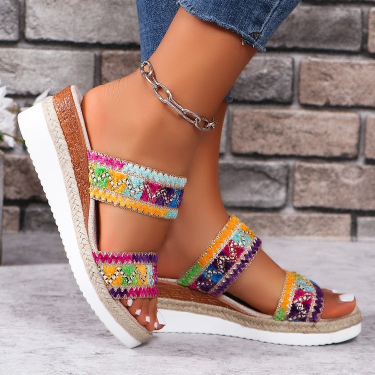 
                      
                        Fashion Wavy Pattern Woven Sandals Summer Casual Ethnic Style Slippers Linen Bottom Wide Strap Wedges Shoes for Women
                      
                    