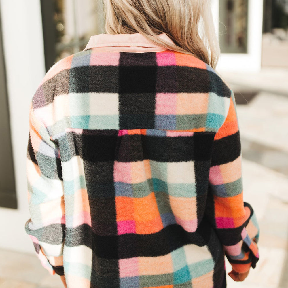 
                      
                        Black Plus Size Checkered Sherpa Sweatshirt
                      
                    